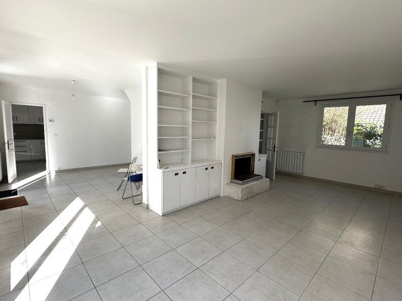 House in Les Loges-en-Josas, Ile-de-France, France 4 - 17400611