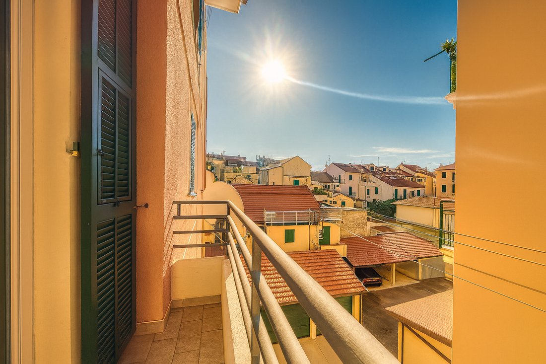 Apartment in Central Hill, Alassio, Liguria 1 - 17399434