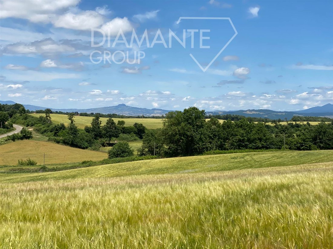 Land in Acquapendente, Latium, Italien 1 - 17401872