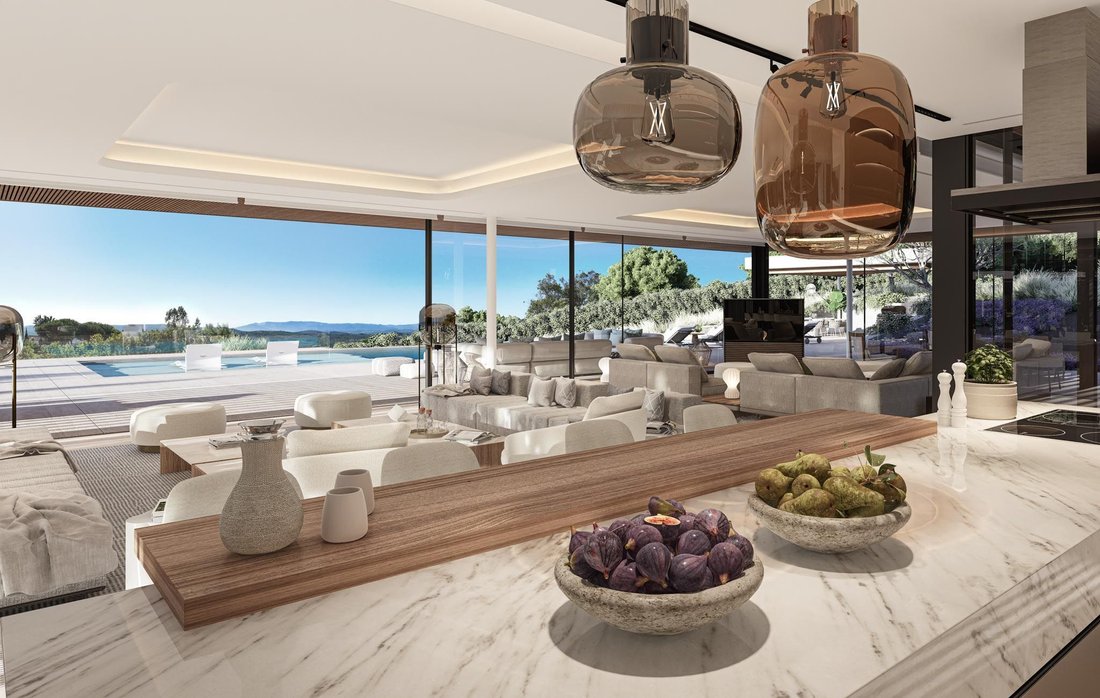 Villa in Sotogrande, San Roque, Andalusia 2 - 17400558