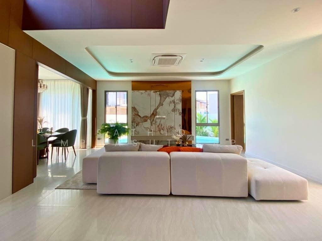 Villa in Nong Pla Lai, Chon Buri, Thailand 3 - 17398423