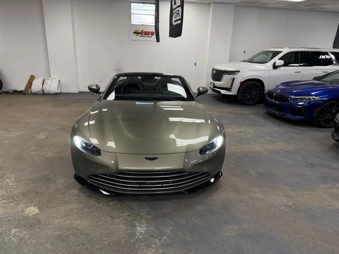 Cabriolet in Great Neck, NY, United States 4 - 17398220