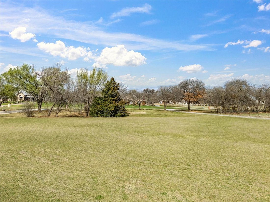Land in Lantana, Texas, United States 5 - 17396986