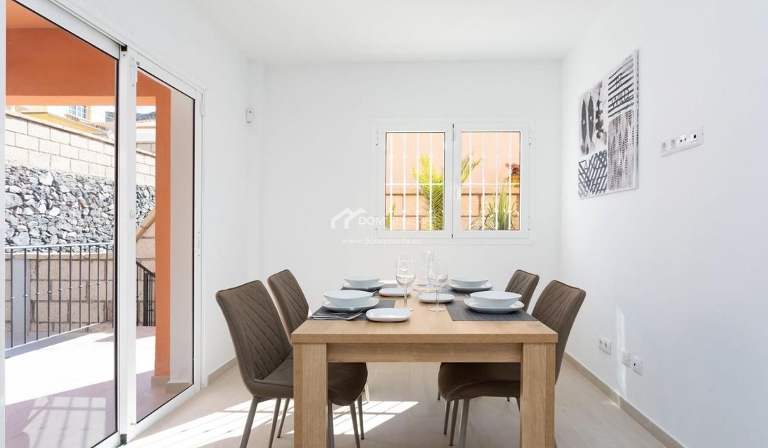 Townhouse in Costa Adeje, Adeje, Canary Islands 4 - 17402163