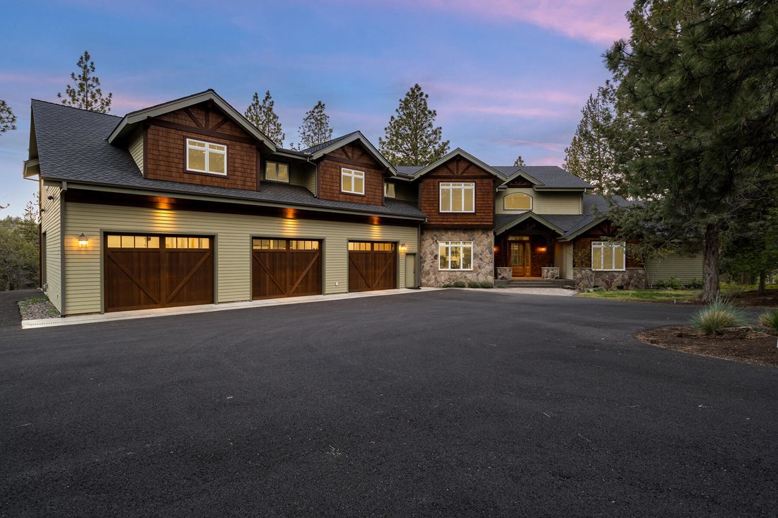House in Sisters, Oregon, United States 1 - 17398926