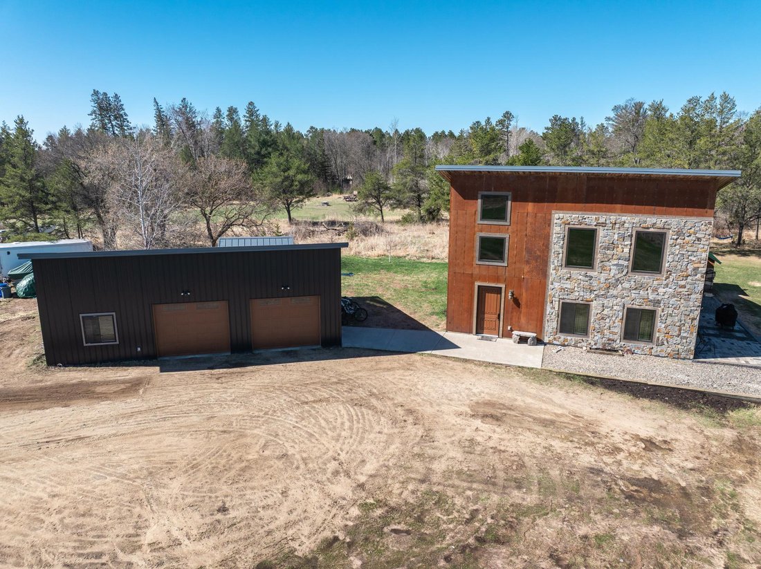 House in Nevis, Minnesota, United States 1 - 17397005