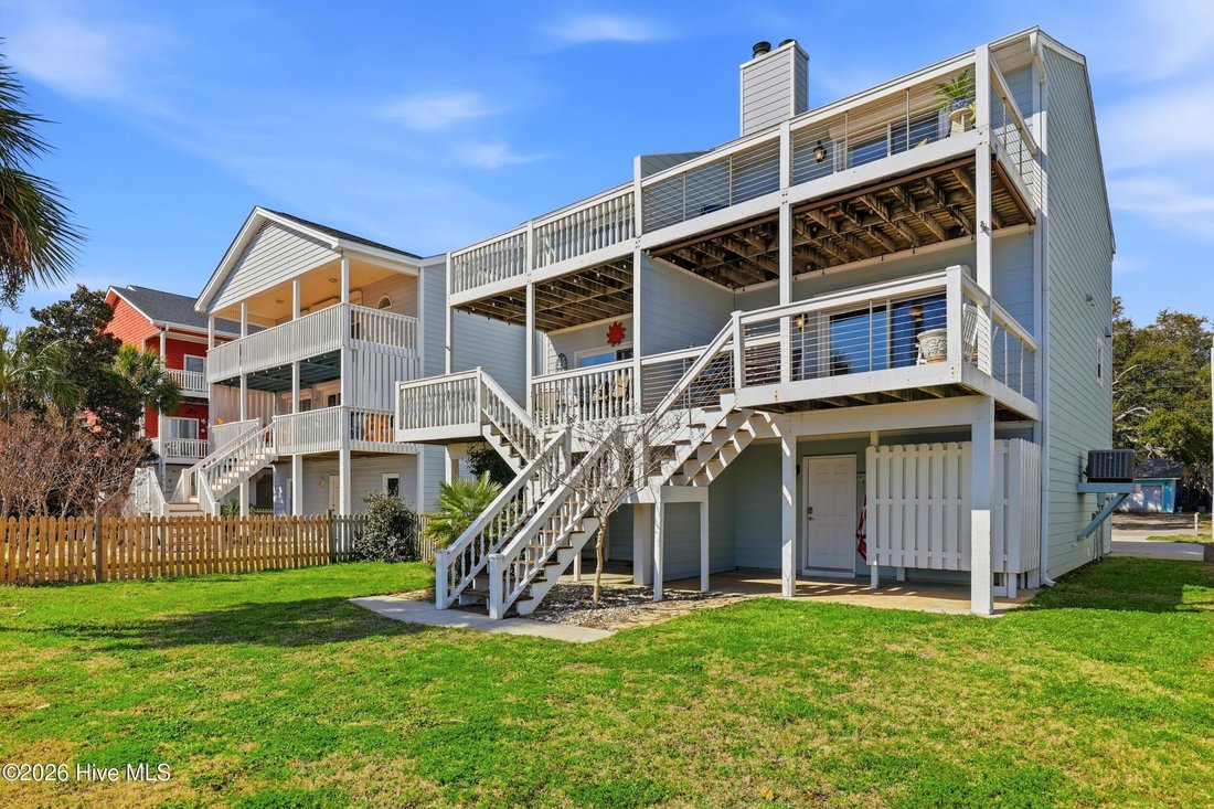 Townhouse in Carolina Beach, North Carolina, United States 2 - 17396711