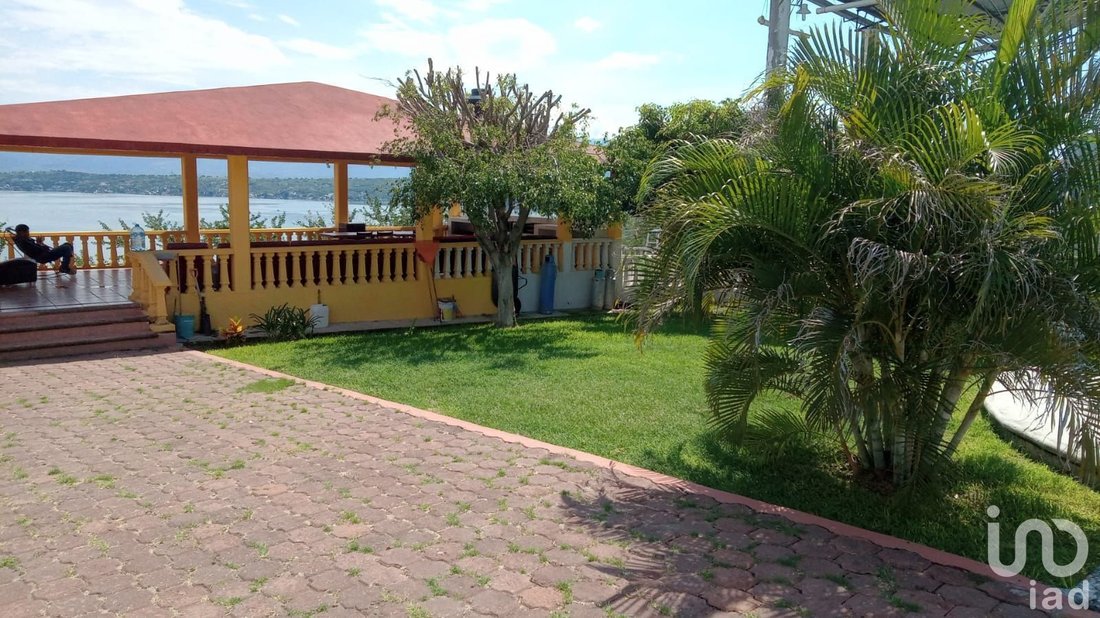 House in Tequesquitengo, Morelos, Mexico 3 - 17397676