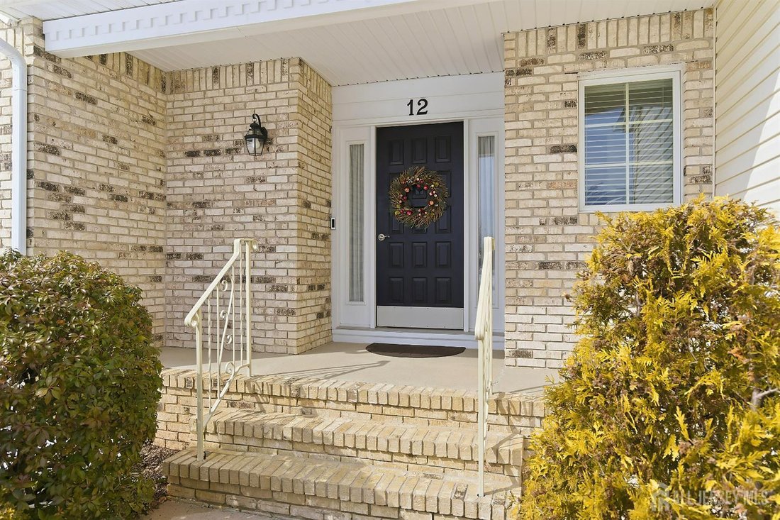 House in Manalapan Township, New Jersey, United States 4 - 17395698