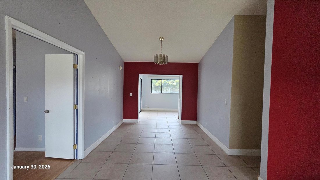 House in Davie, Florida, United States 3 - 17396827