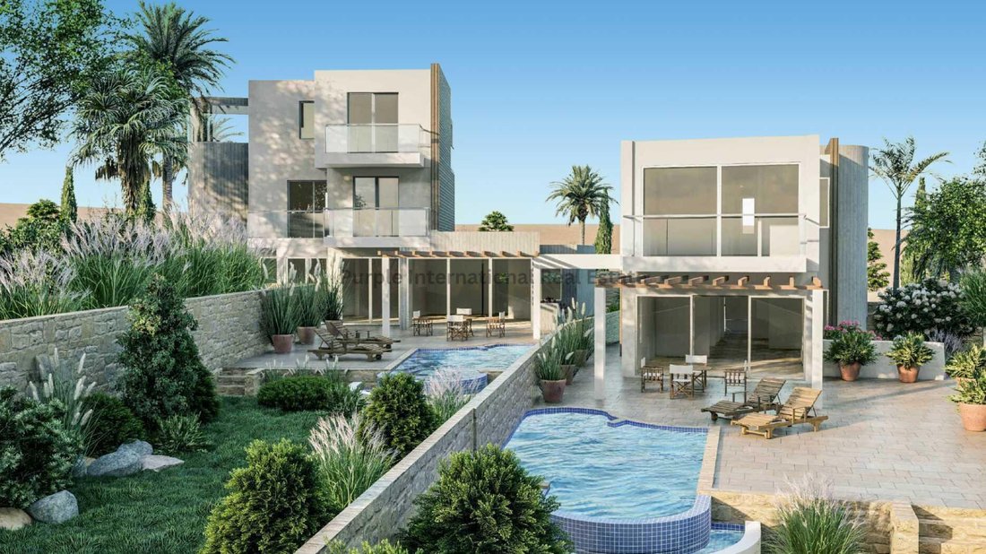 Villa in Chloraka, Paphos, Cyprus 1 - 17398101