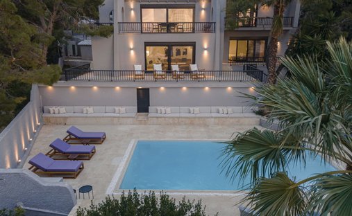 Villa in Saronida, Attica, Greece 1