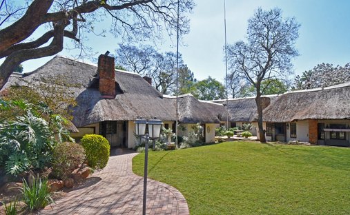 House in Morningside, Benmore Gardens, Gauteng 1