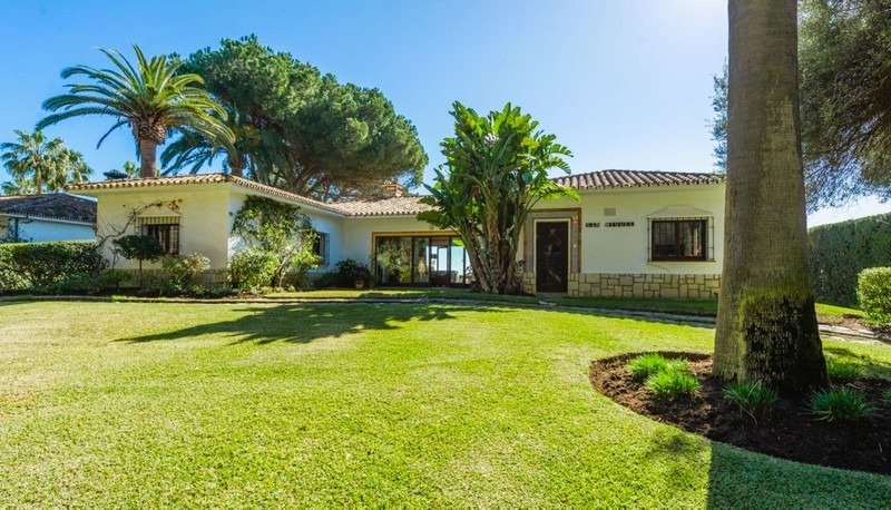 Villa in Estepona, Andalusia, Spain 4 - 17402173