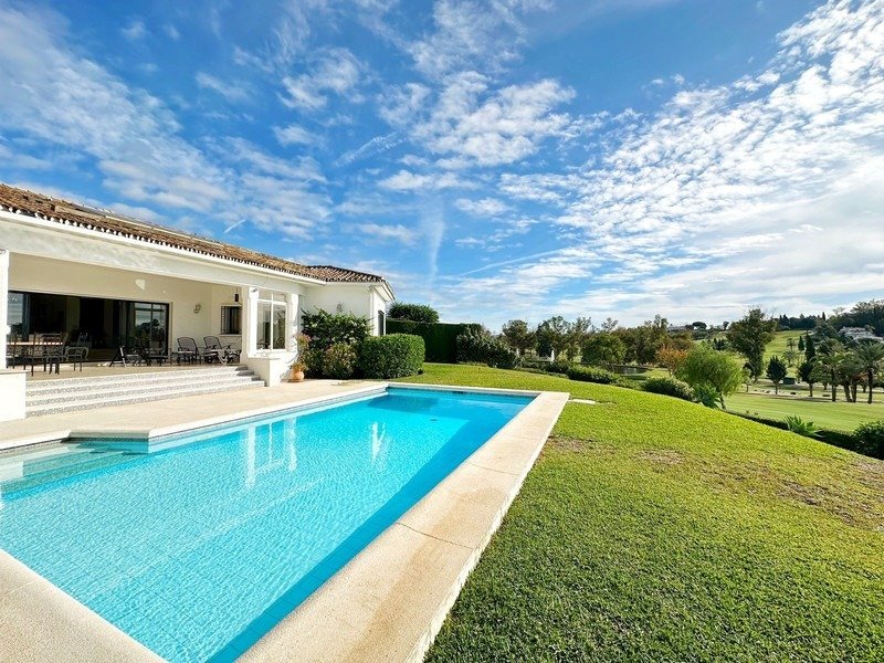 Villa a El Paraíso, Benahavís, Spagna 1 - 17402214