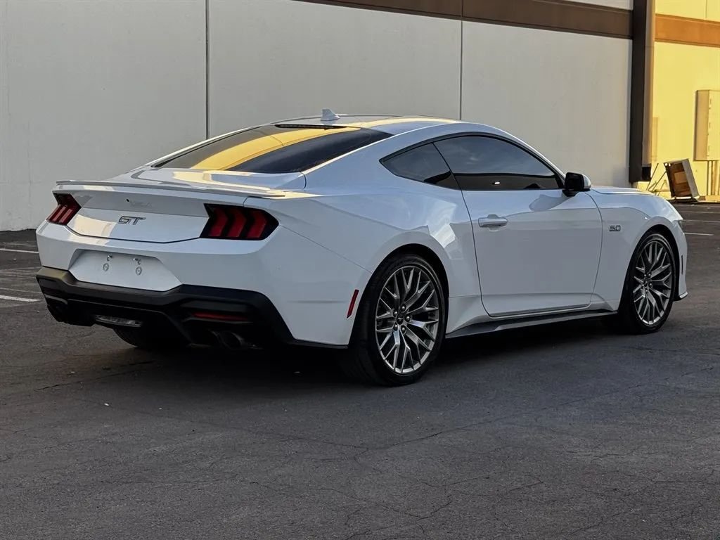 Coupe in Phoenix, AZ, United States 5 - 17398189