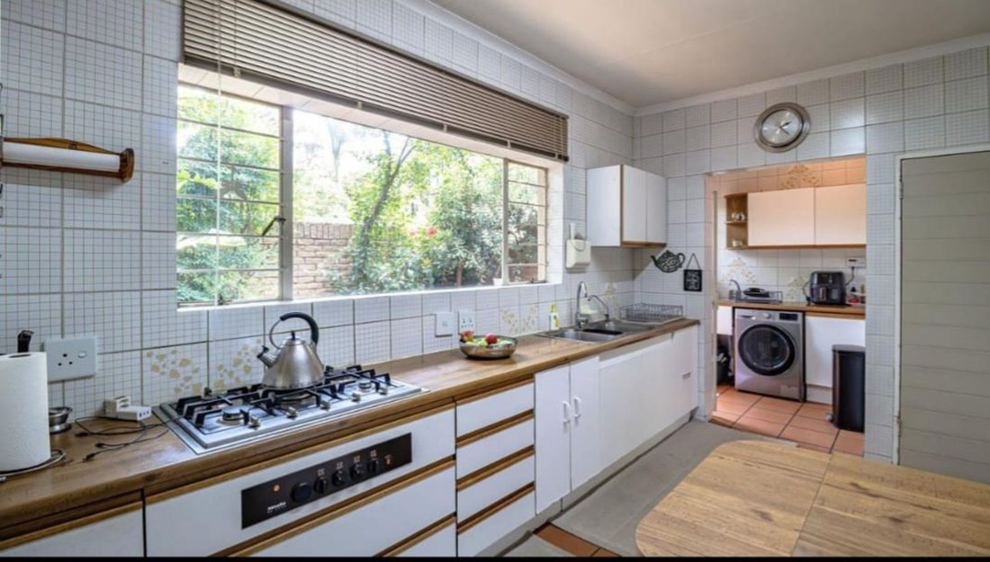 House in Johannesburg, Gauteng, South Africa 1 - 17396902