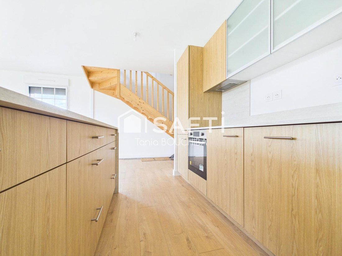 House in Villenave-d'Ornon, Nouvelle-Aquitaine, France 2 - 17398471