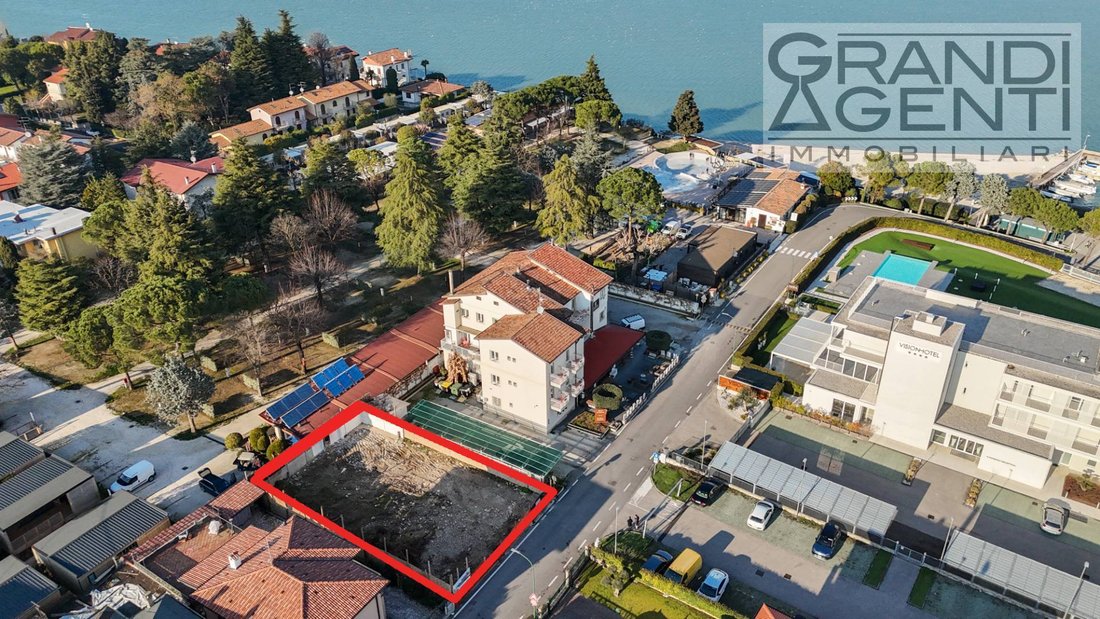 Apartment in San Benedetto di Lugana, Peschiera del Garda, Veneto 1 - 16033163