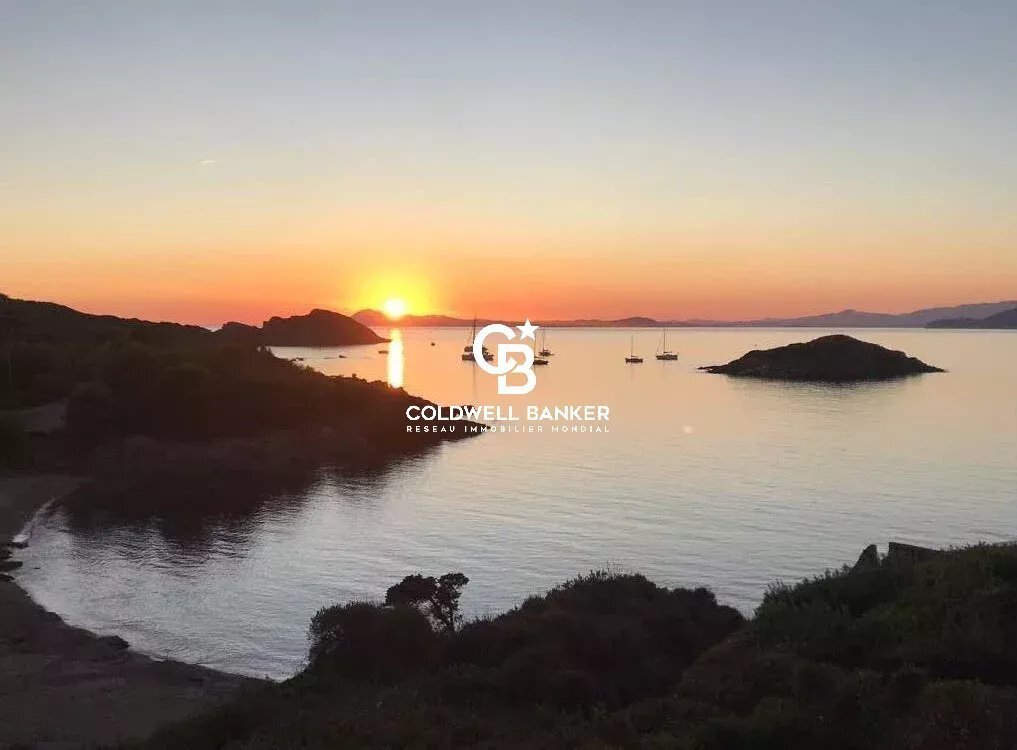 Land in Hyeres, Provence-Alpes-Côte d'Azur, France 3 - 17402323