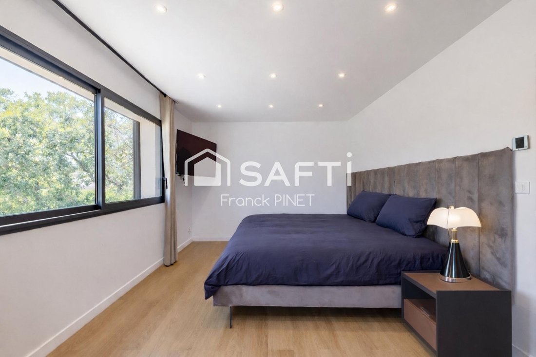 House in Oppède, Provence-Alpes-Côte d'Azur, France 5 - 17398457
