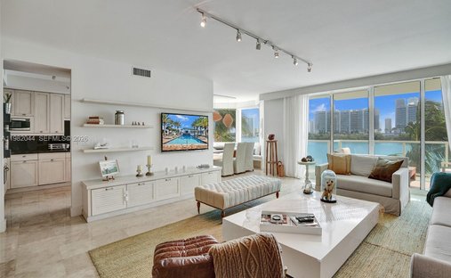 Condo in Golden Beach, Florida, United States 1