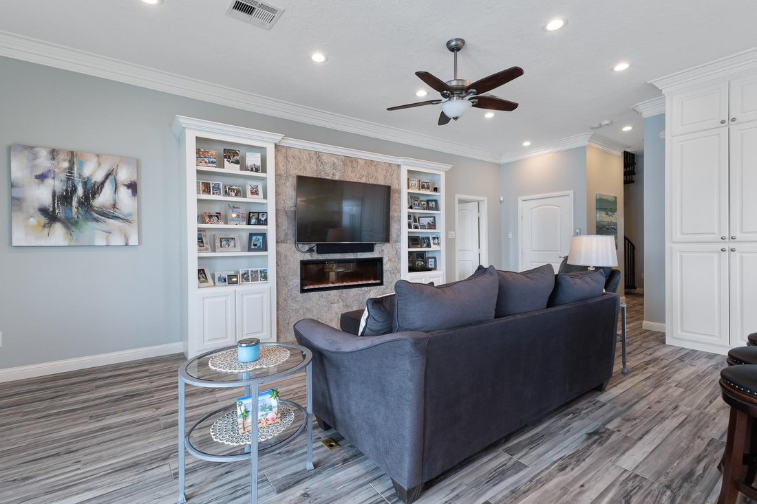 House in Galveston, Texas, United States 4 - 17401293
