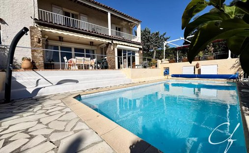 Villa in Exterieurs, Frejus, France 1