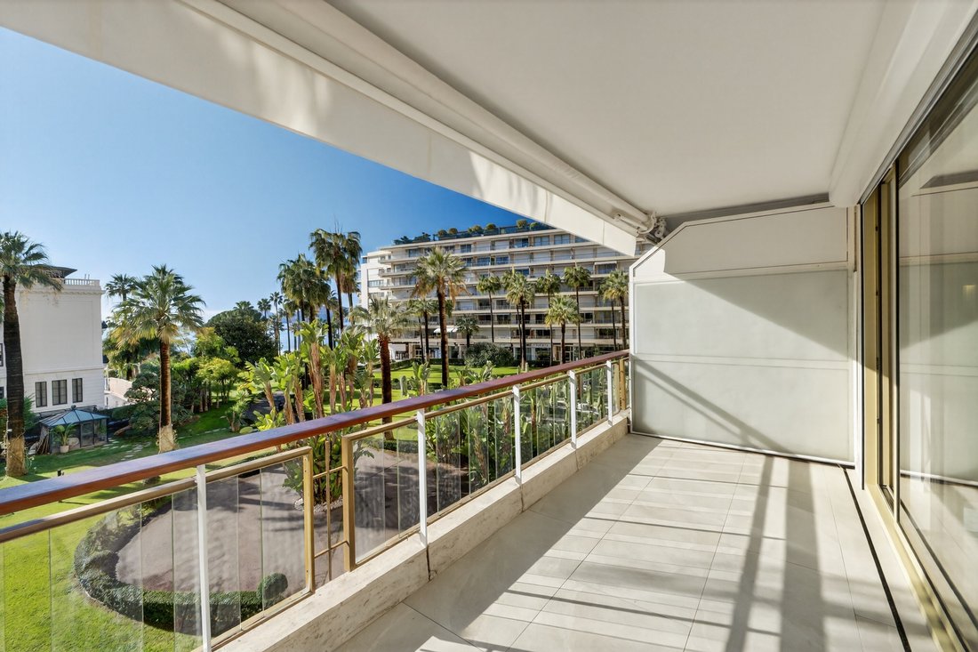 Apartment in Saint Nicolas, Cannes, France 1 - 17066536