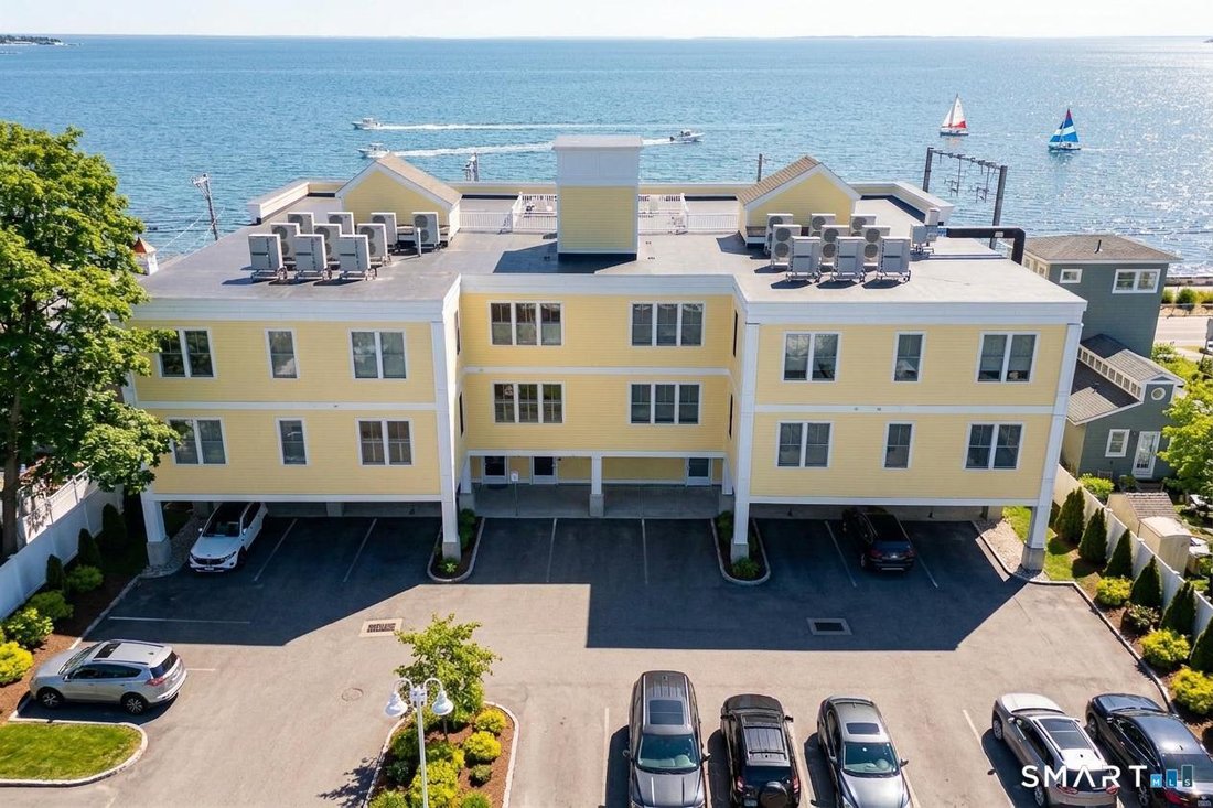 Condo in East Lyme, Connecticut, United States 3 - 17219533