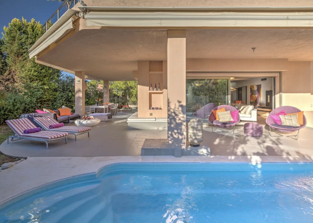 Villa in Saronida, Attica, Greece 1 - 17402402