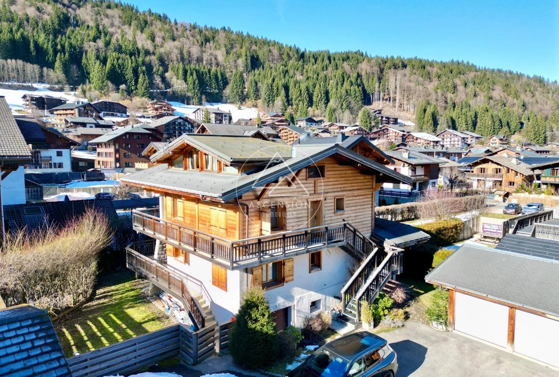 Chalet in Montriond, Auvergne-Rhône-Alpes, France 1 - 17397809
