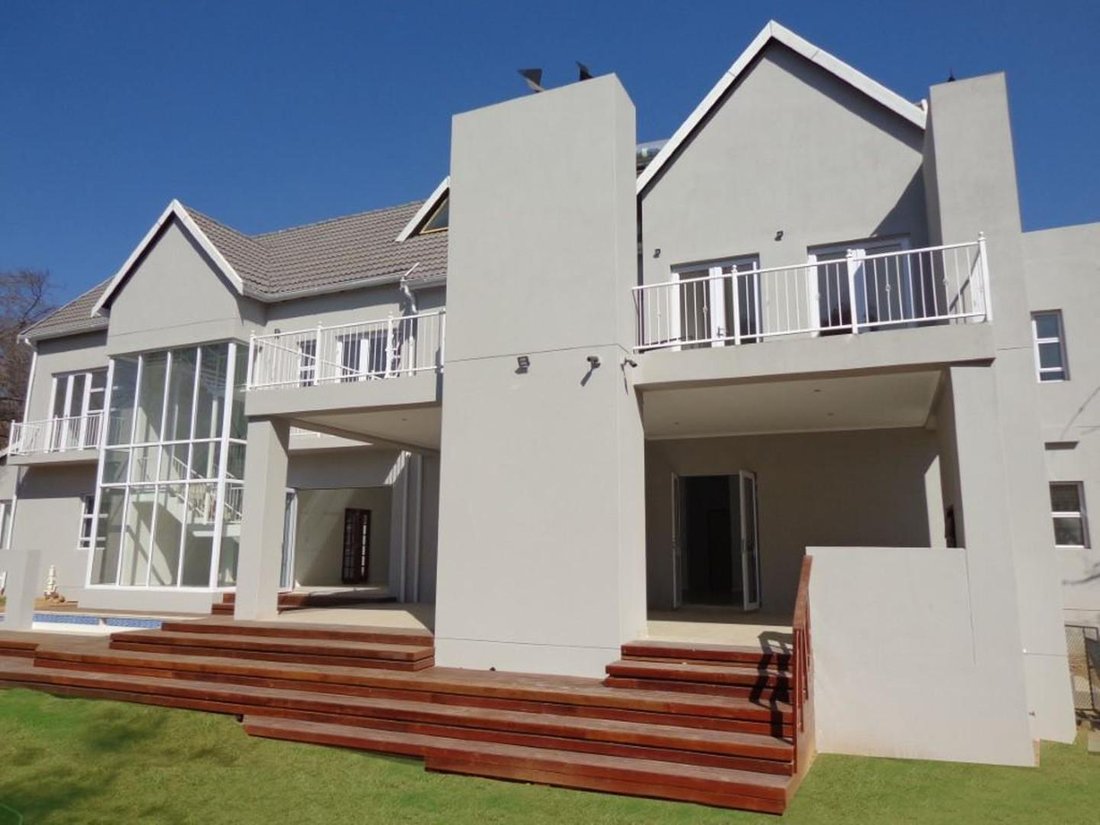 House in Bryanston, Gauteng, South Africa 1 - 17398178