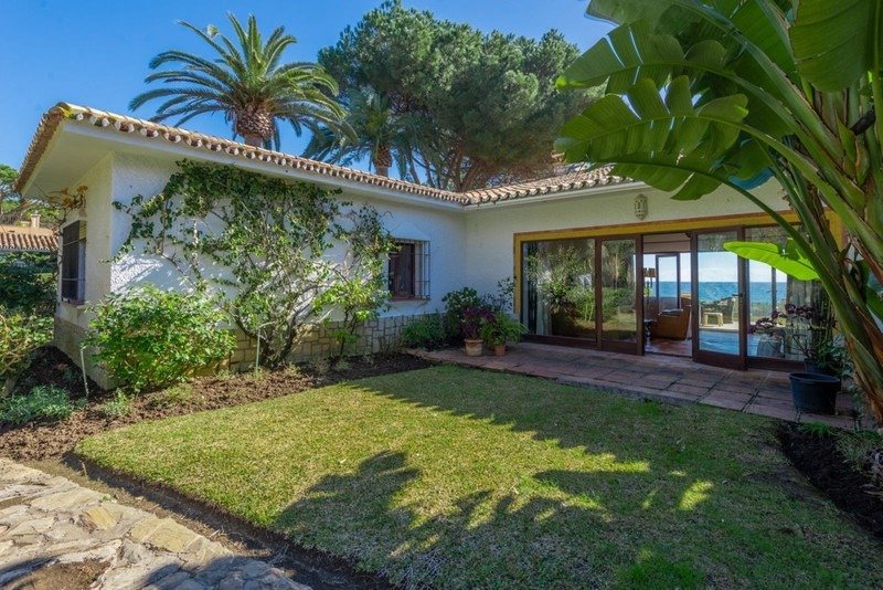 Villa in Estepona, Andalusia, Spain 3 - 17402173