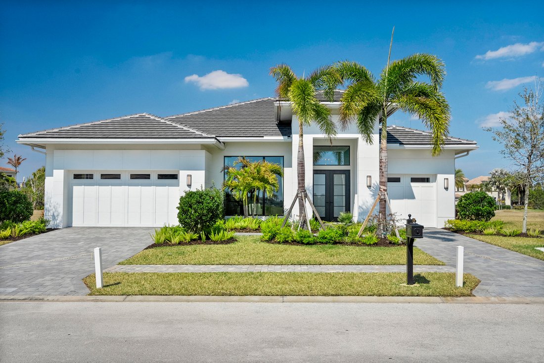 House in Port St. Lucie, Florida, United States 2 - 17242765