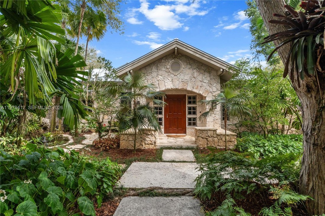 House in Coral Gables, Florida, United States 1 - 17400070