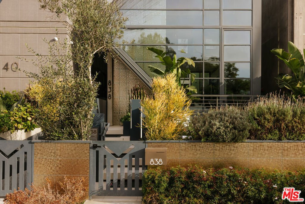House in Los Angeles, California, United States 2 - 17401142
