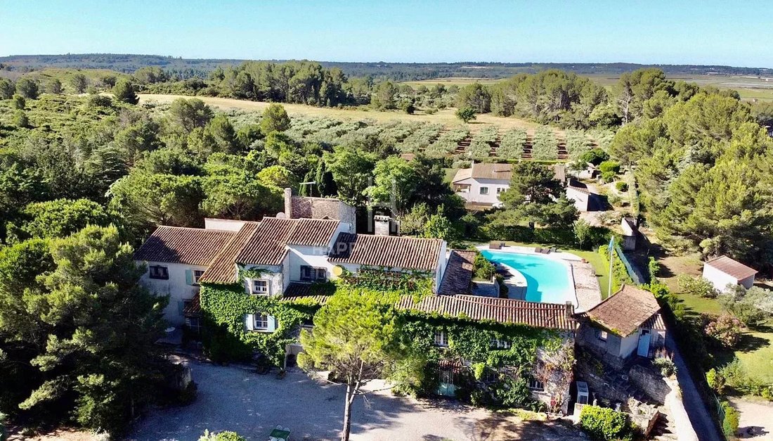 House in Fontvieille, Provence-Alpes-Côte d'Azur, France 1 - 17402297