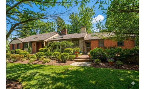 House in Upper Brookville, New York, United States 1