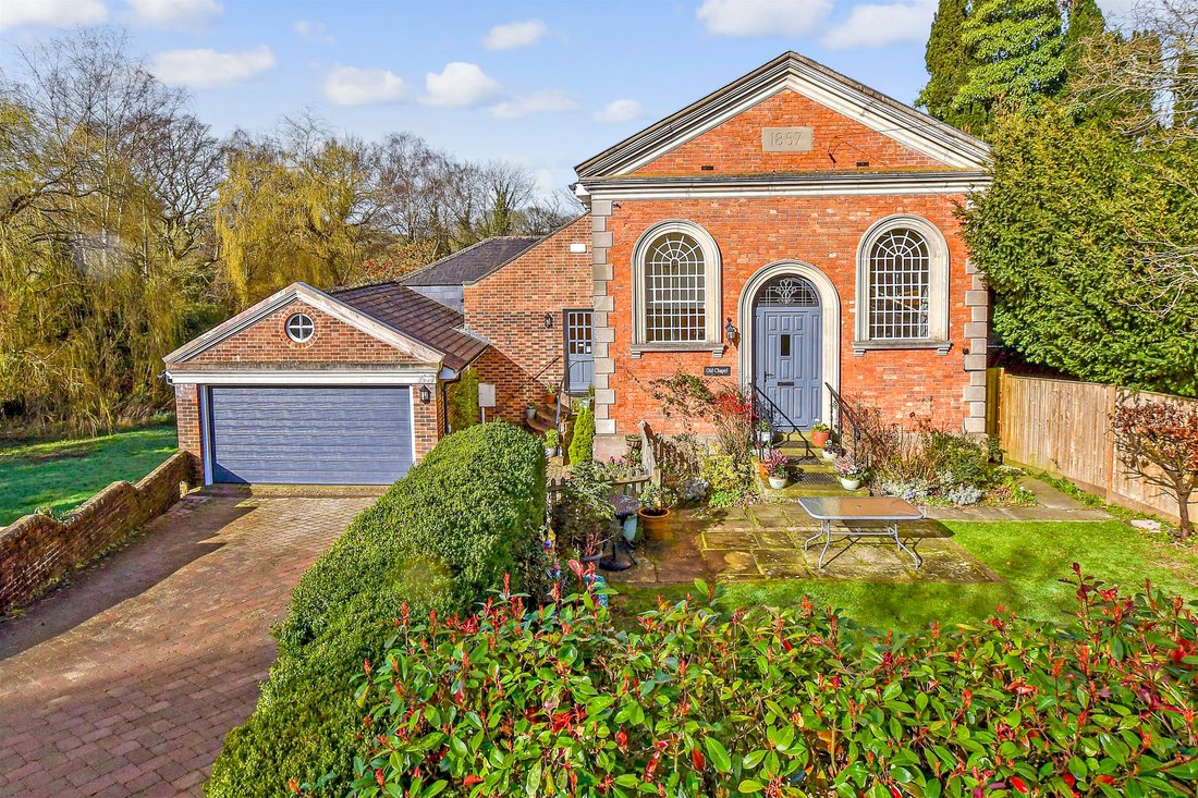 House in Balls Green, Hartfield, England 1 - 17403539