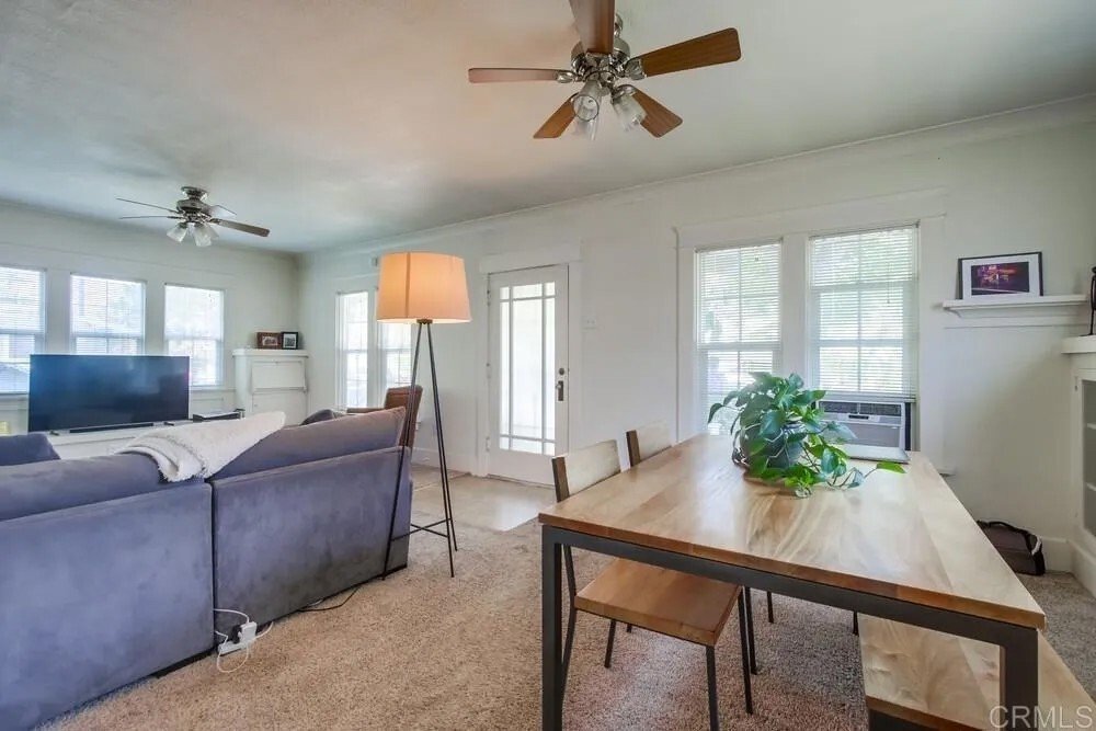 San Diego, California, United States 5 - 17403964