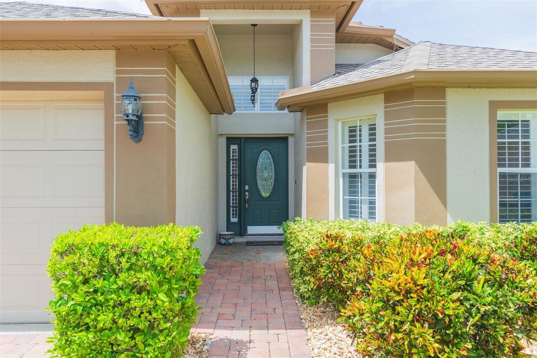House in St. Petersburg, Florida, United States 4 - 17403255