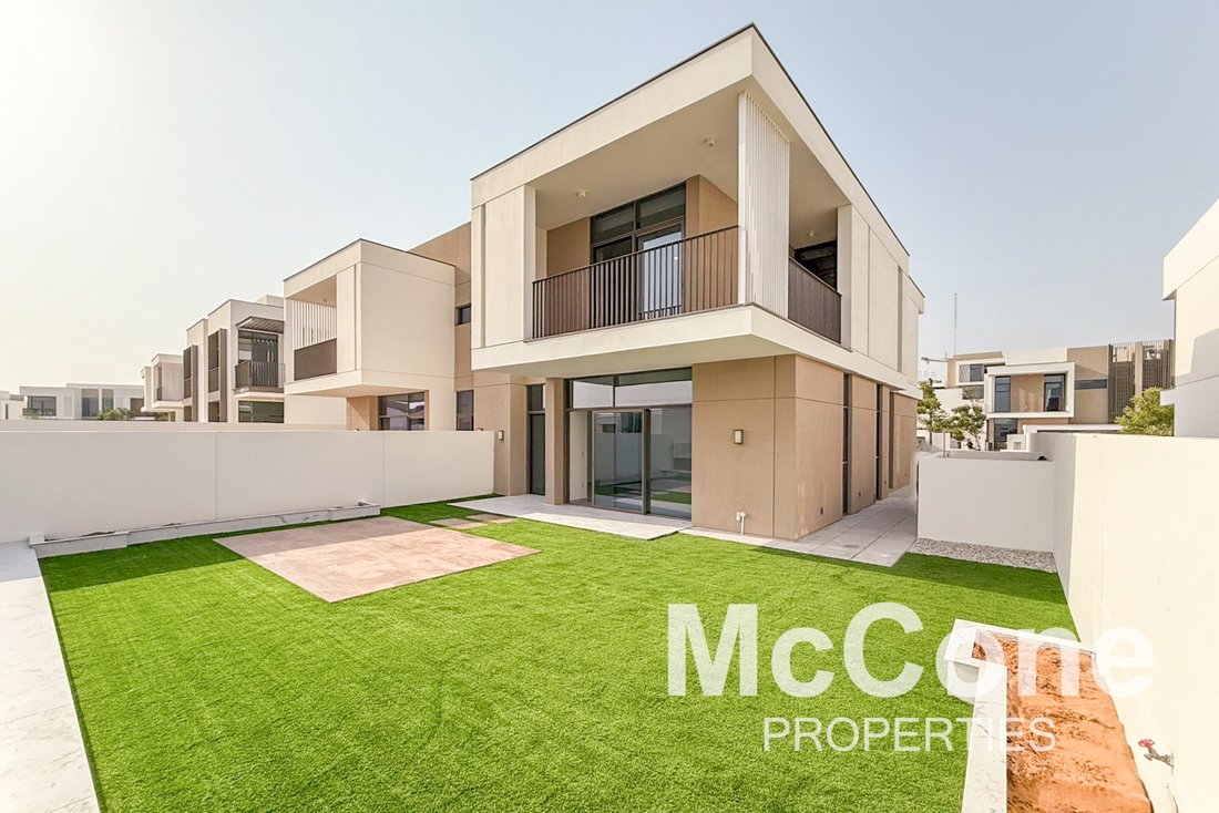 Villa in Jebel Ali Village, Dubai, United Arab Emirates 1 - 17404254