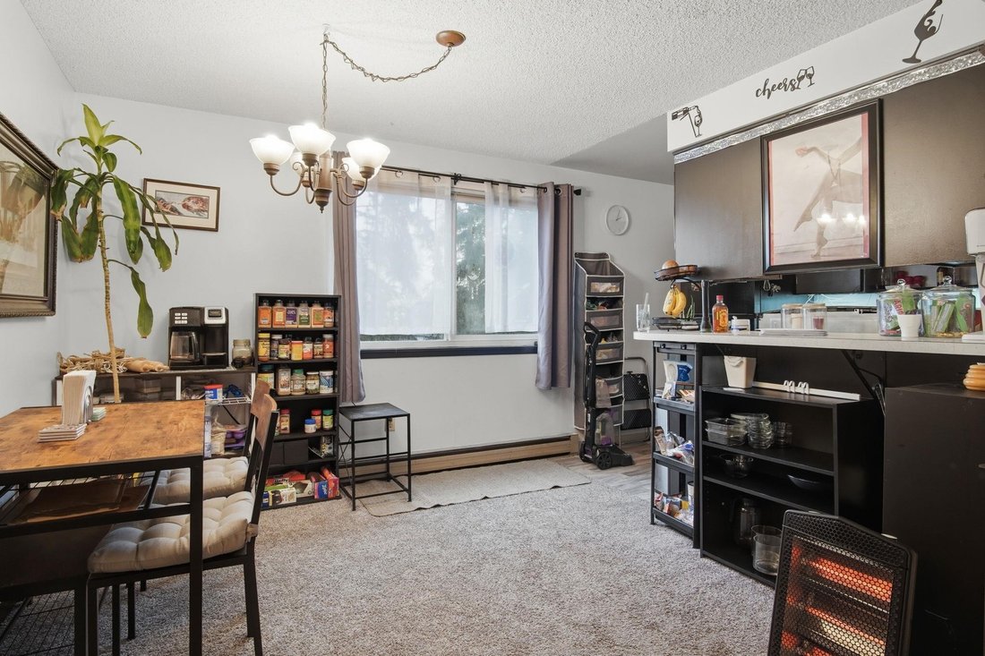 Spokane, Washington, United States 3 - 17403329