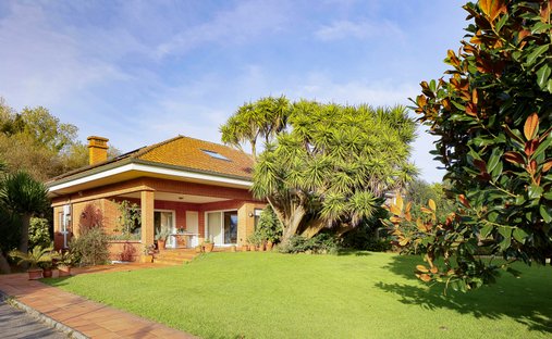 House in Distrito Rural, Gijon / Xixon, Spain 1
