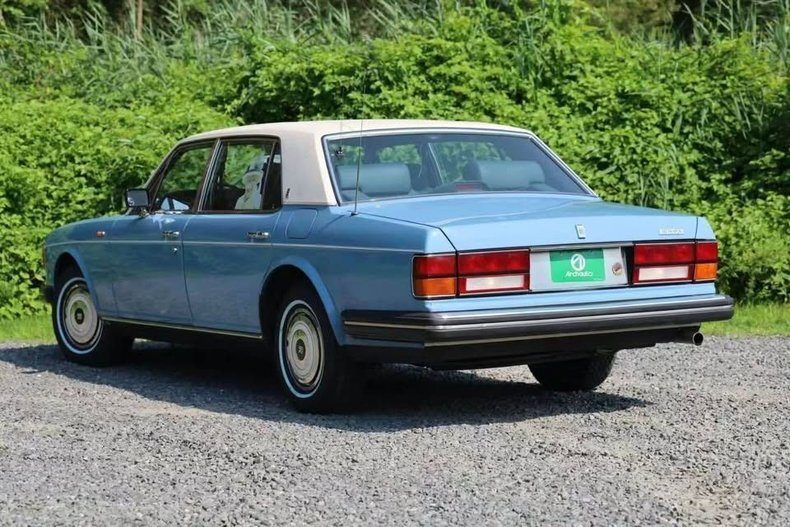 Sedan in Glendale, United States 4 - 17404033