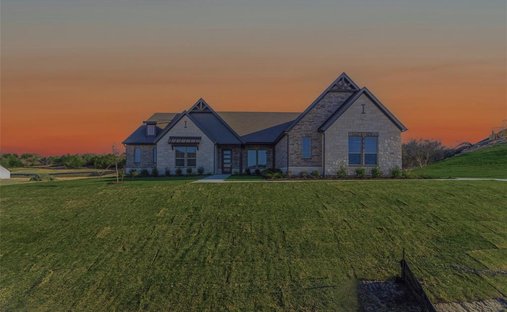 House in Springtown, Texas, United States 1