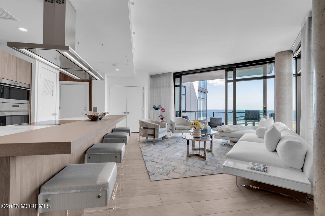 Condo in Long Branch, New Jersey, United States 5 - 17404002