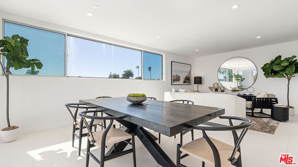Condo in West Hollywood, California, United States 5 - 17403906