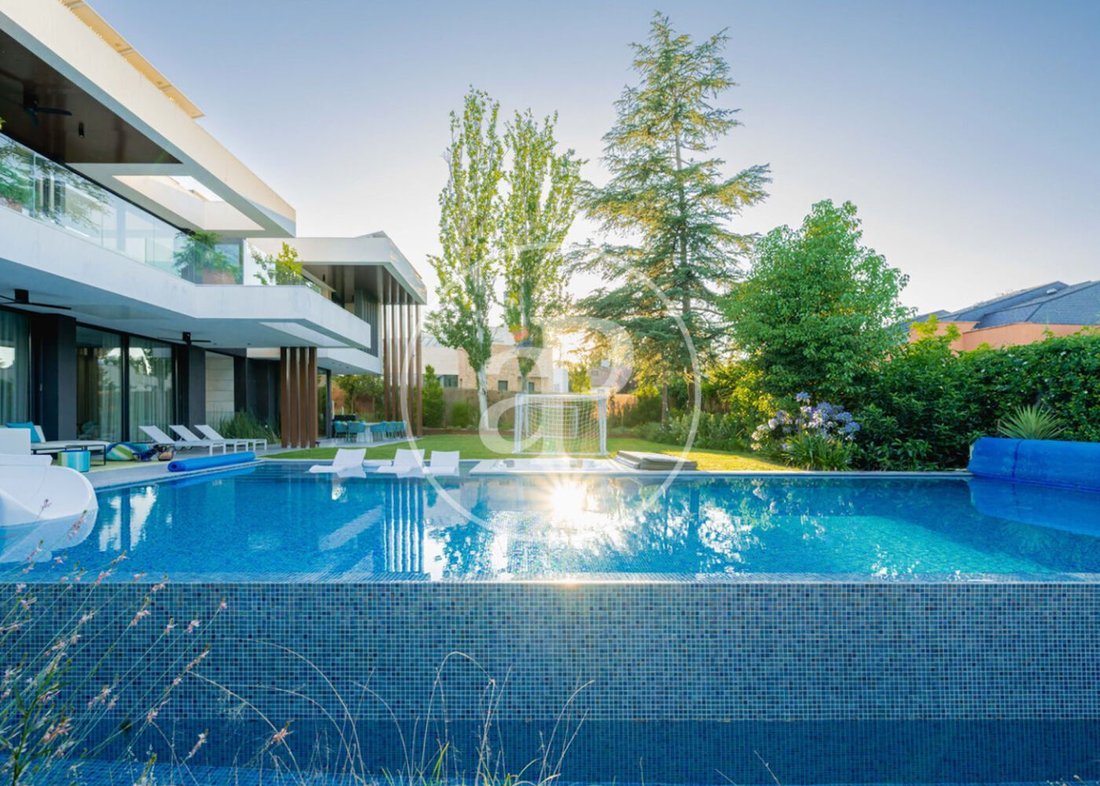 Villa in Hortaleza, Madrid, Spain 2 - 17404271